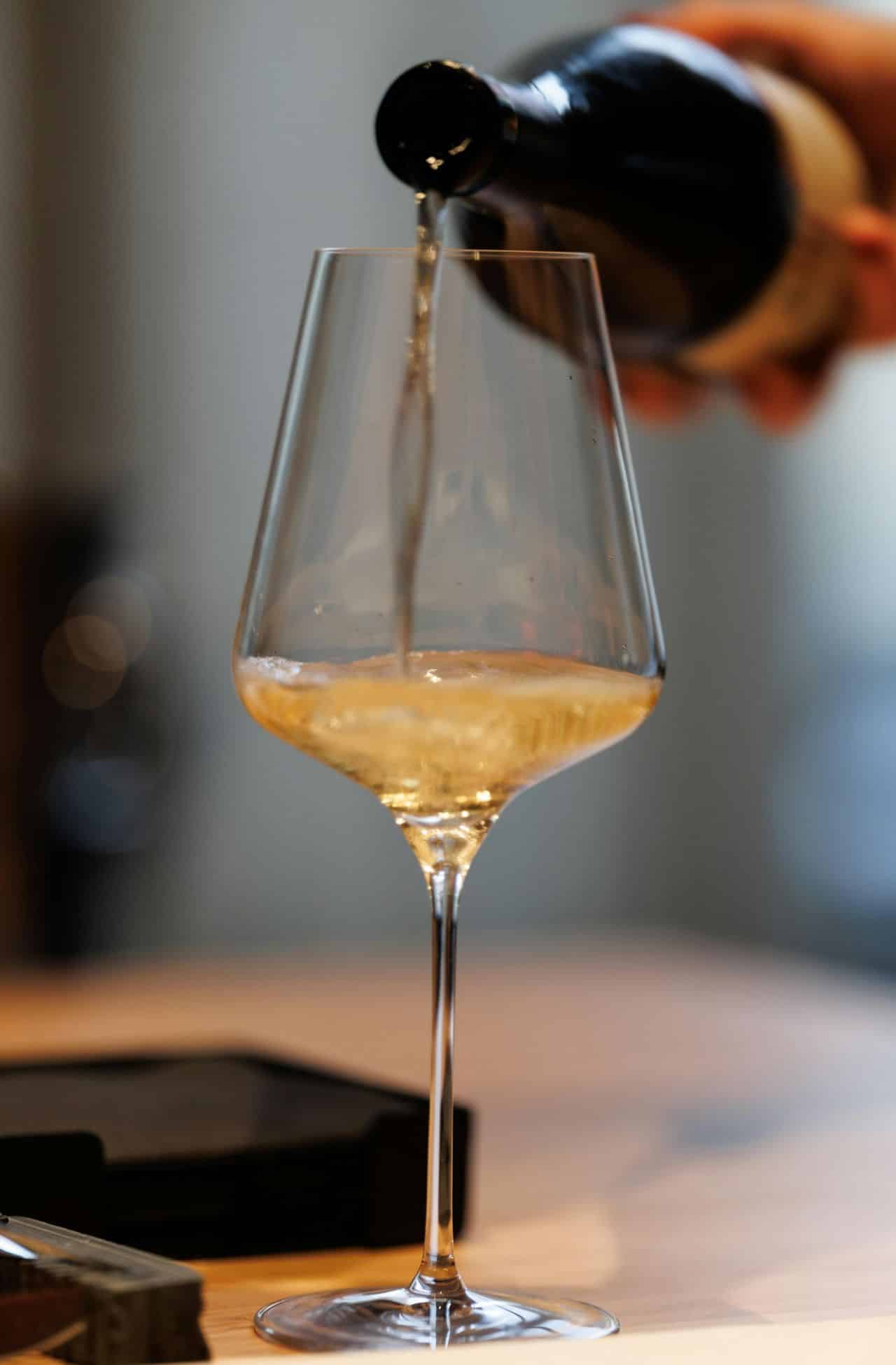 vin service au verre